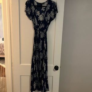 Lulus floral wrap dress